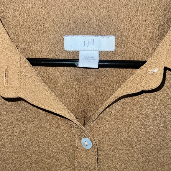 J.Jill Flowy Button Down Blouse NWOT - Picture 4 of 6